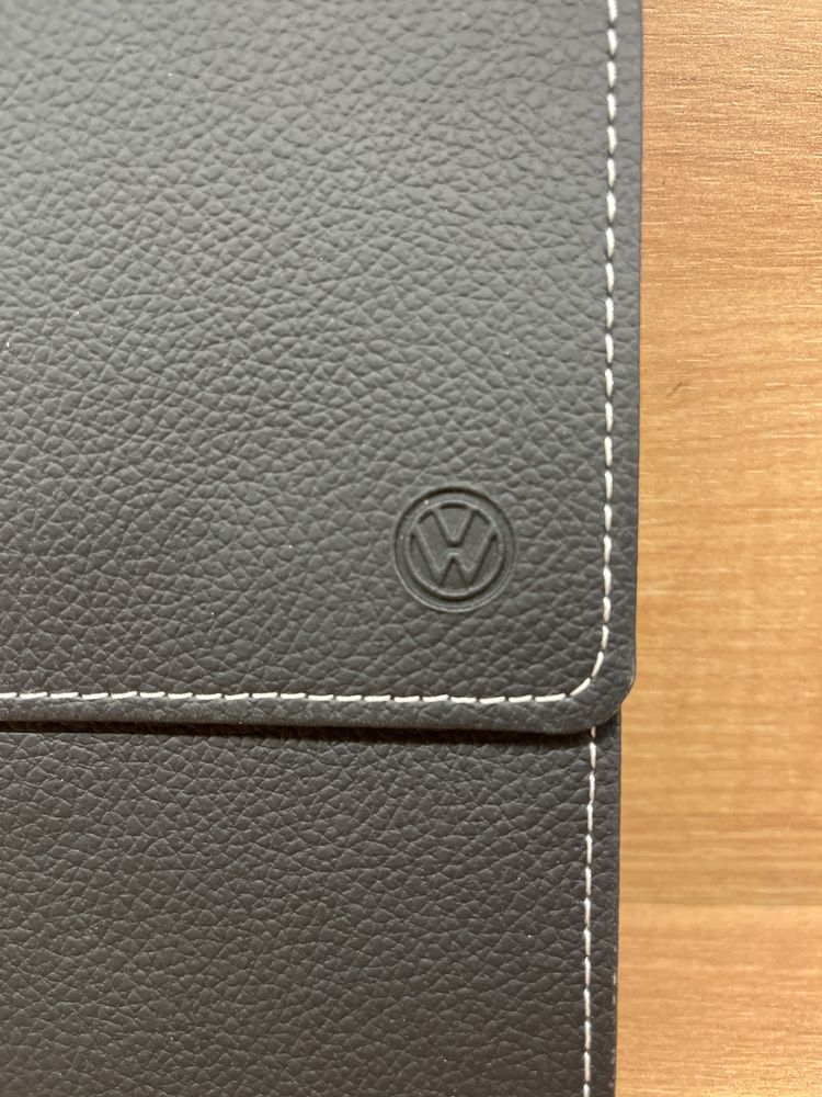 Instrukcja obsługi Volkswagen Passat wydanie 2009 + etui