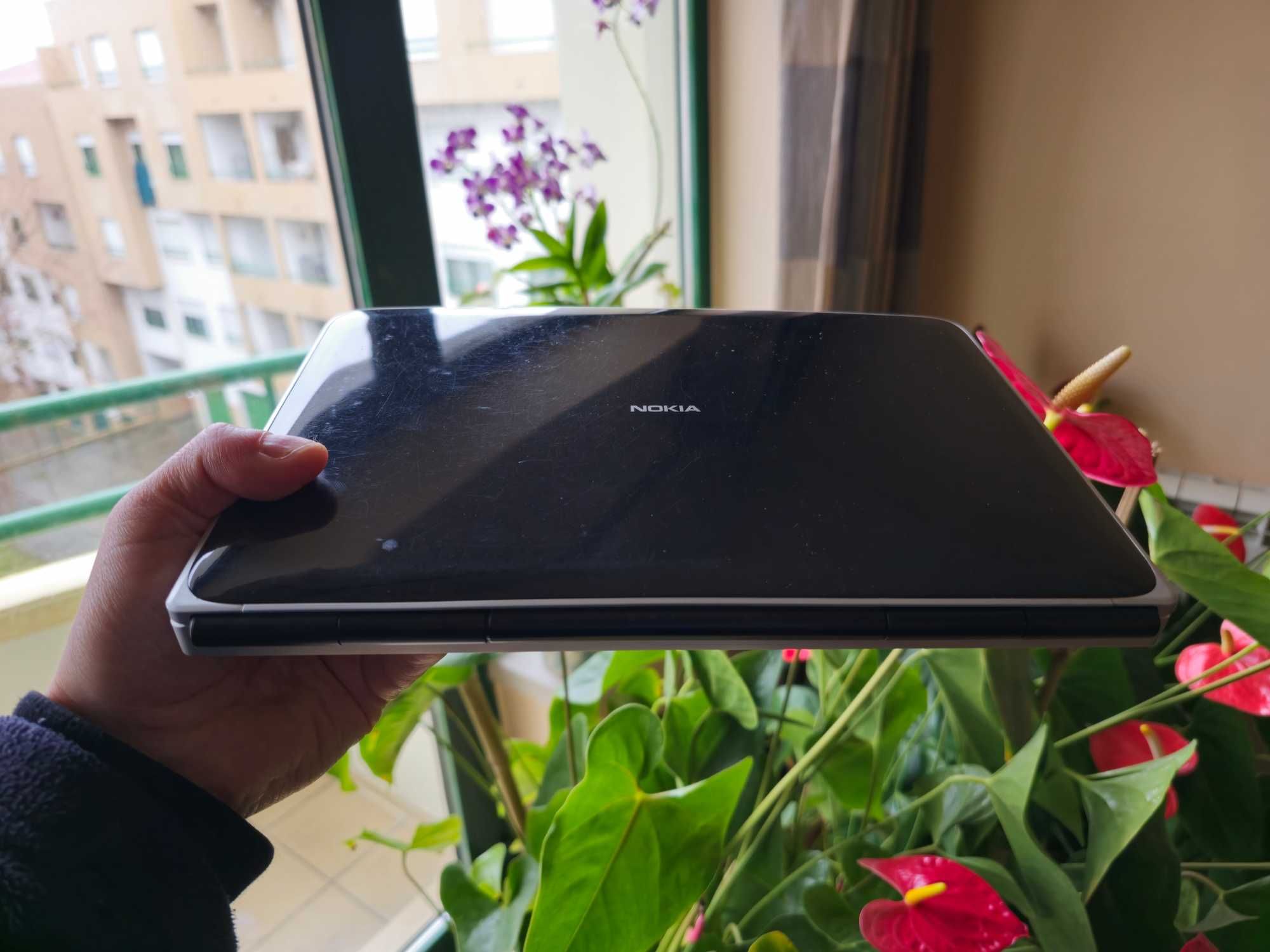 Nokia Booklet 3G usado