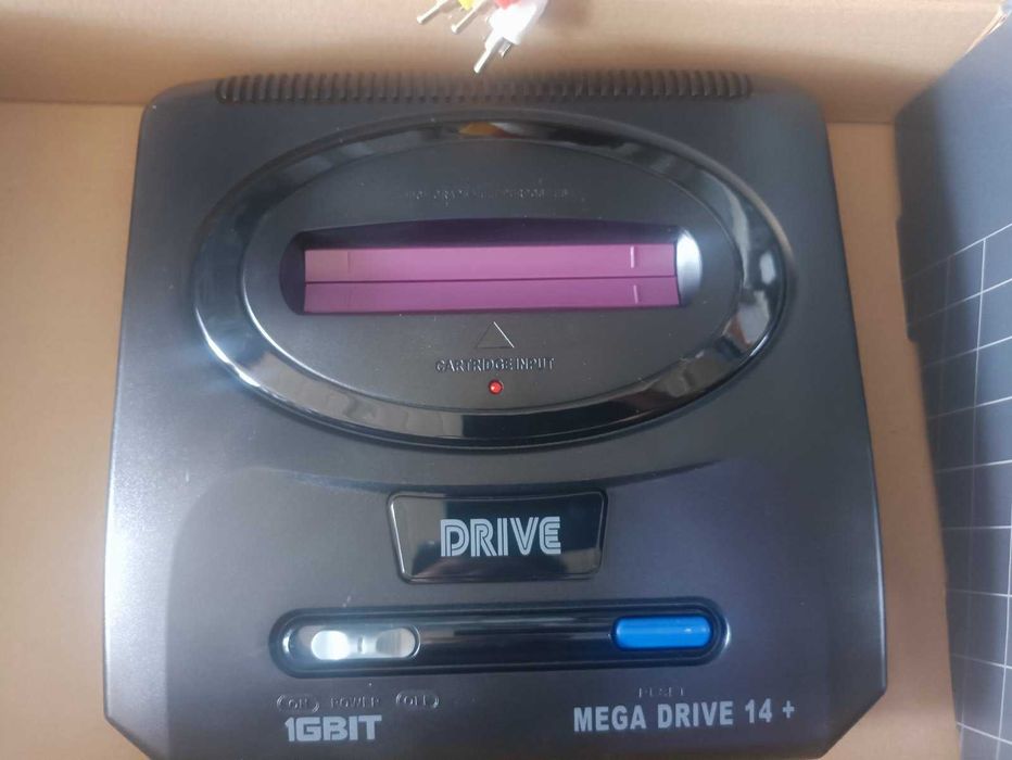 Игровая Приставка 16bit MEGA Drive (166 разных игр)