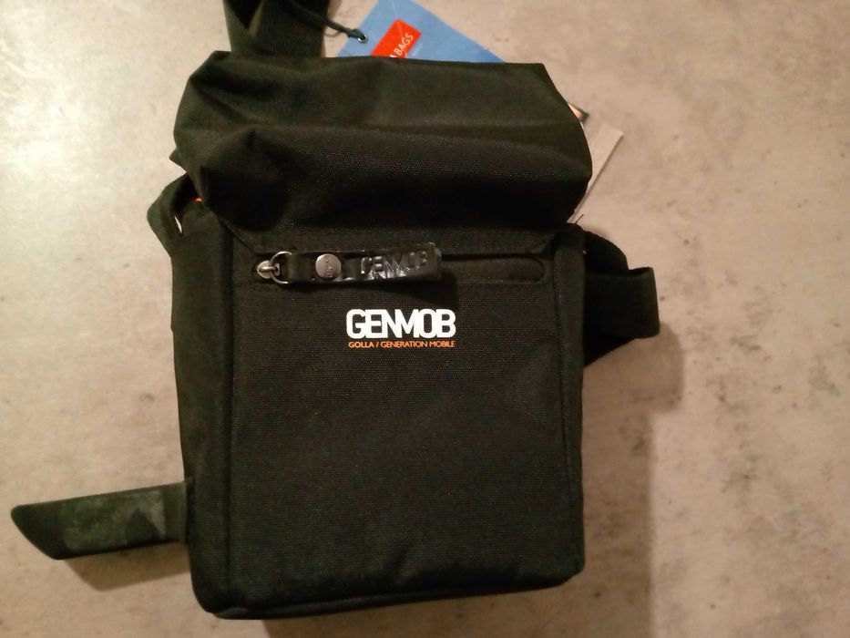 Nowa wodoodporna torba na aparat fotograficzny Golla