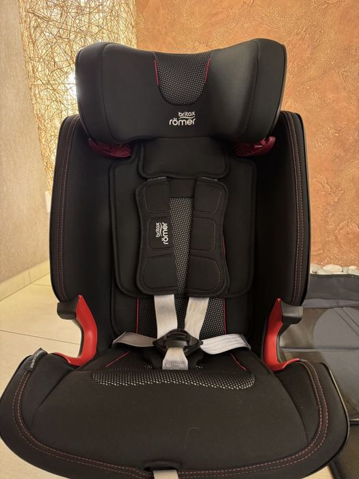 детское автокресло Britax Römer Advansafix IV R