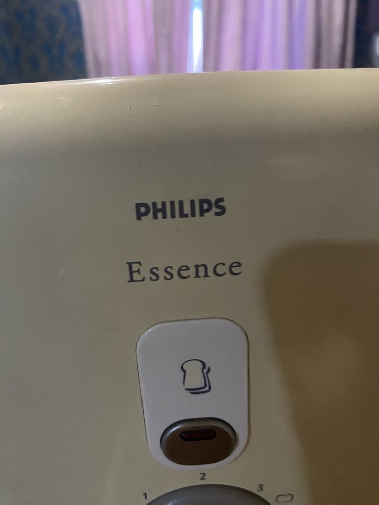 Продам тостер Philips