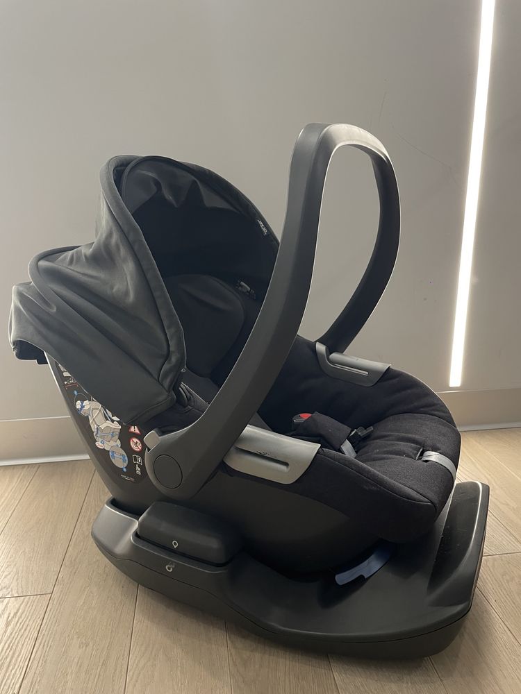 Коляска Inglesina Aptica 4 в 1