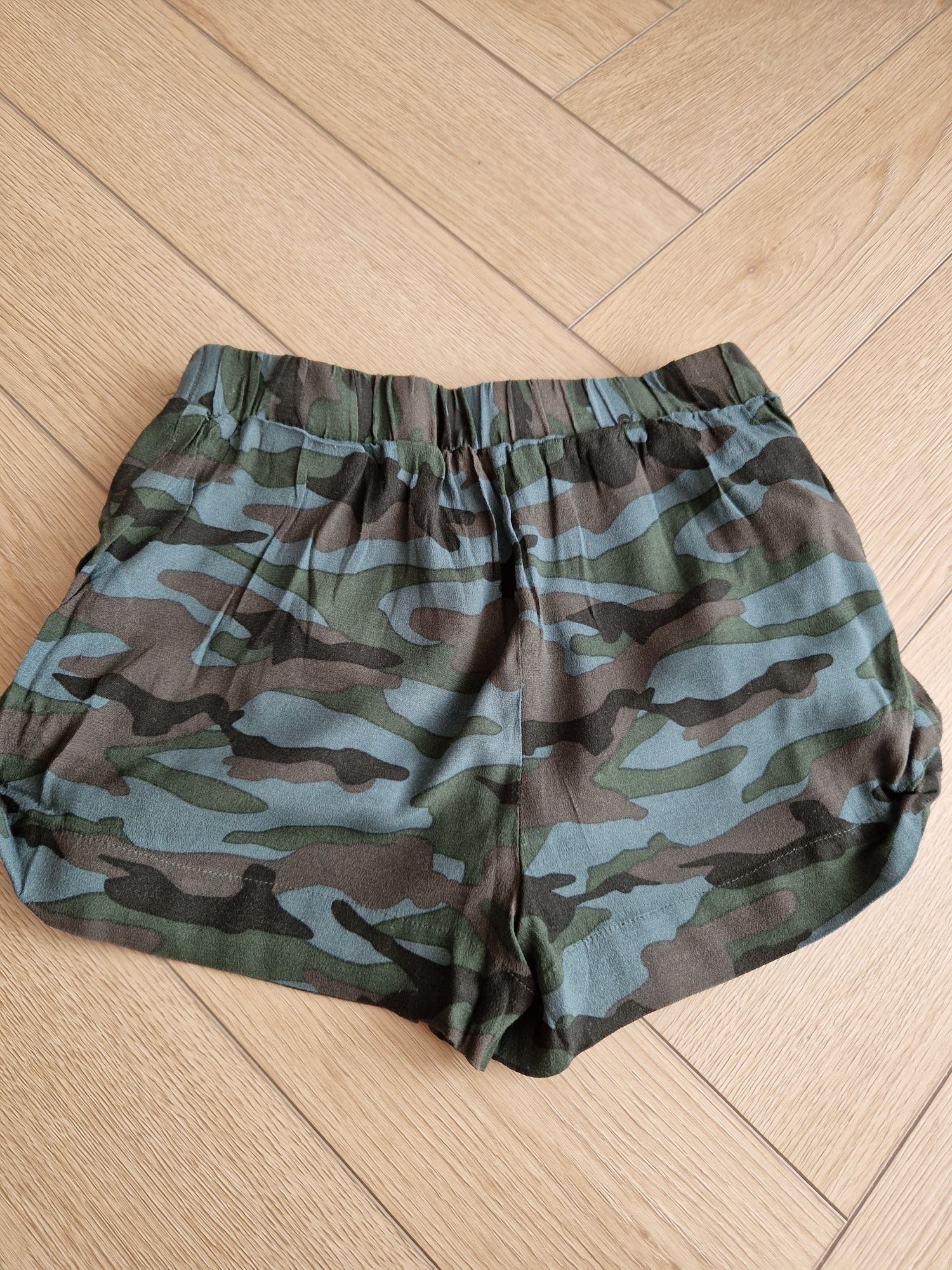 Spodenki shorty damskie moro Forever 21 xs