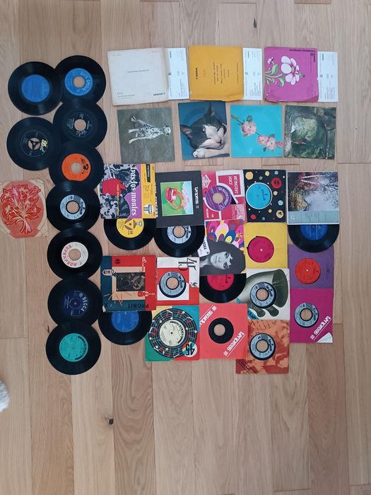 Płyty winylowe,single i pocztówki dźwiękowe