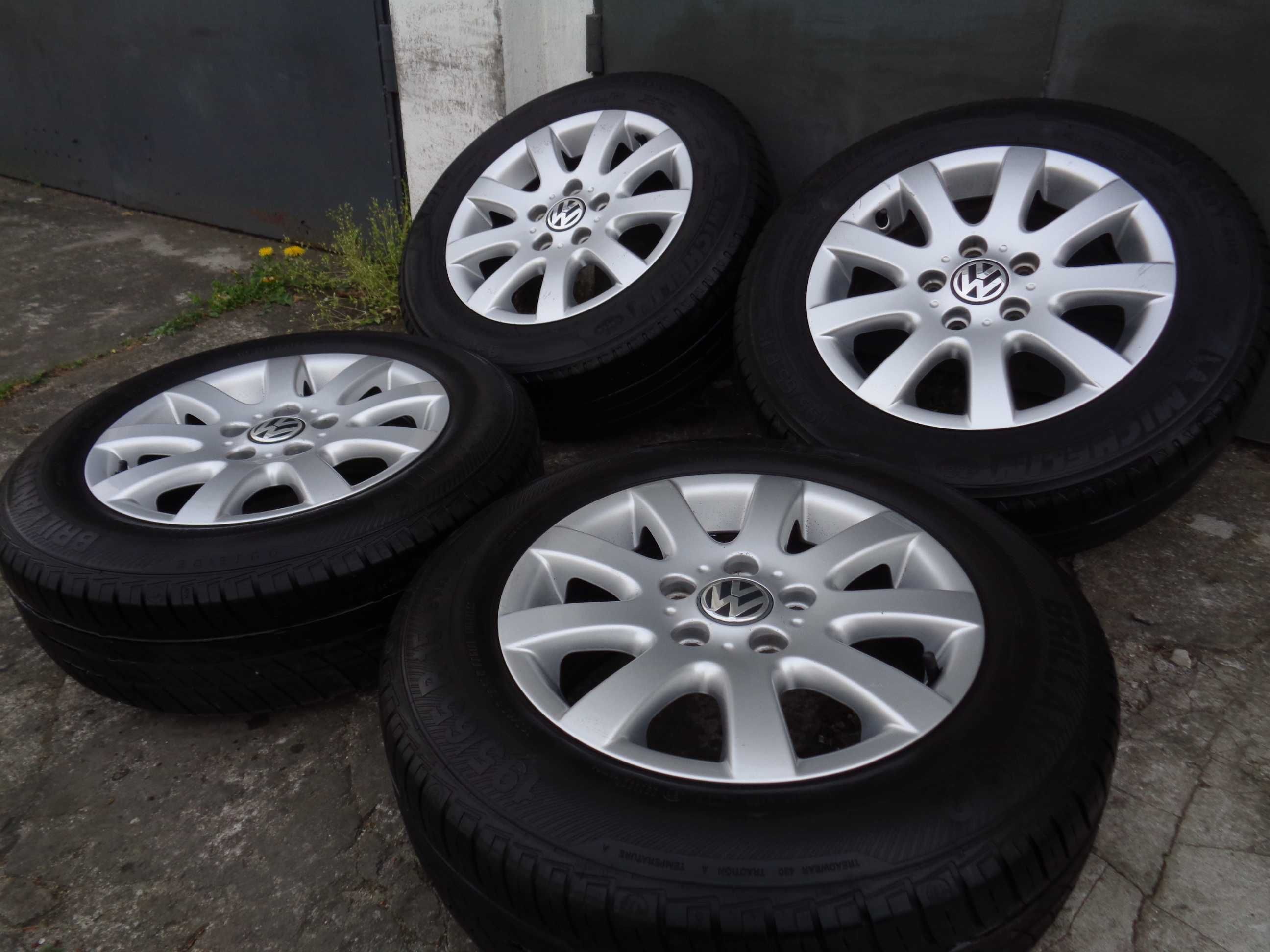 Oryginalne alufelgi VW 15 cali 5x112 Golf, Touran, Seat, Skoda + opony