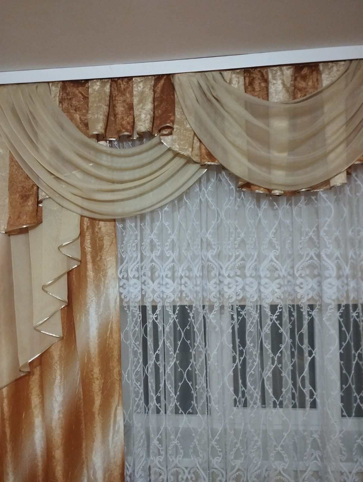 Продам штори стан ідеальний