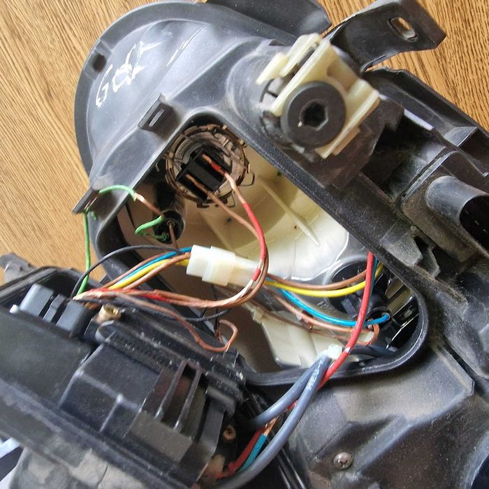 Kit Farois BOSH HID Golf 4 IV