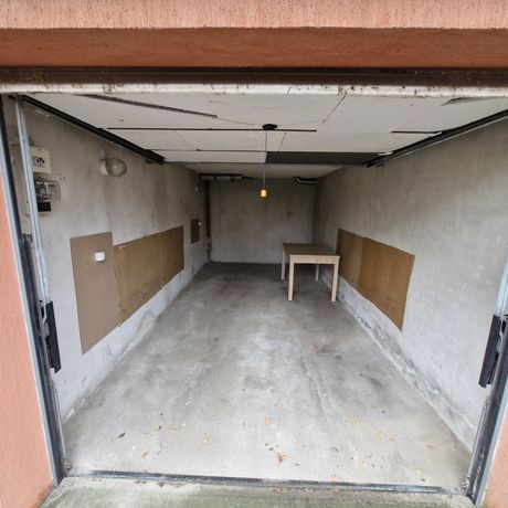 Sprzedam garaz 16,5m2