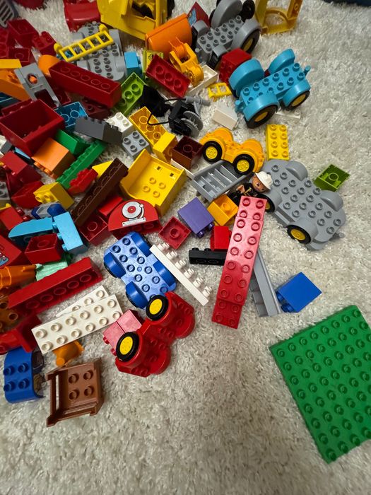 Lego duplo одним лотом , різні кубики