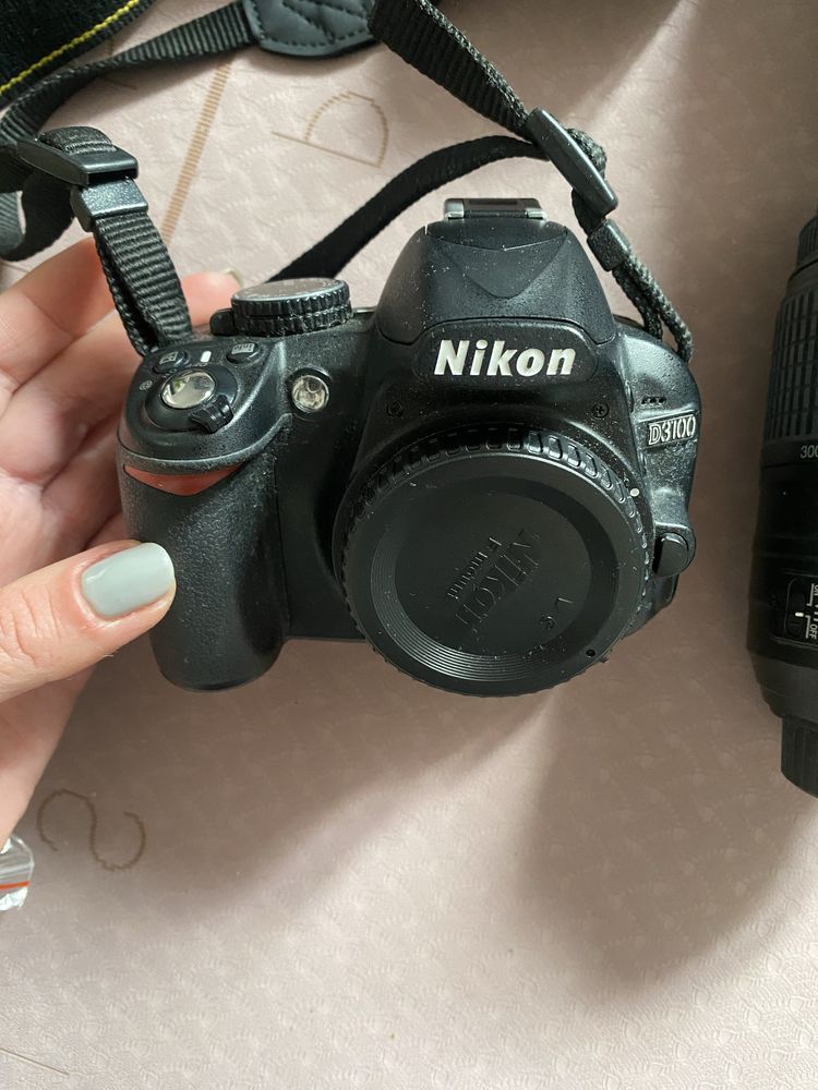 Aparat Nikon D3100