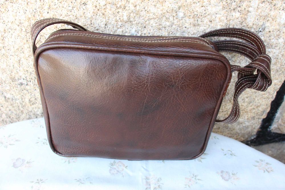 Mala de senhora em pele e camurça