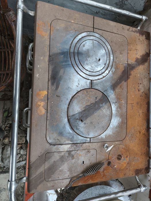 Sprzedam piec kuchenny z lat 50/60