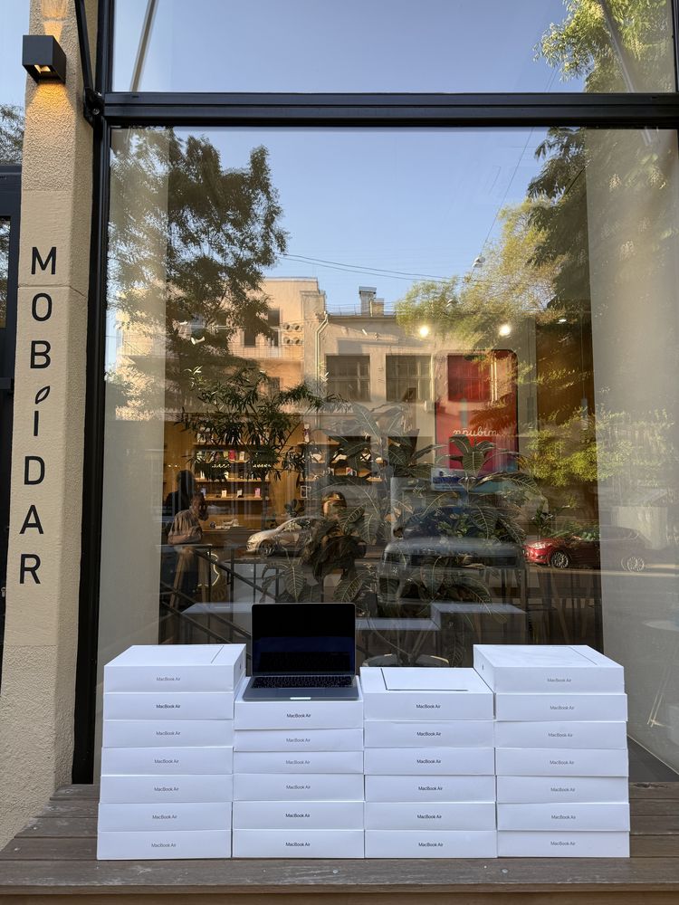 Macbook Air M4, 2025
