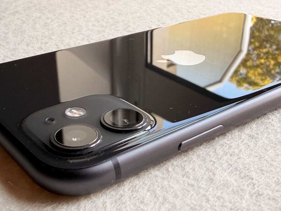 iPhone 11 64GB sem garantia