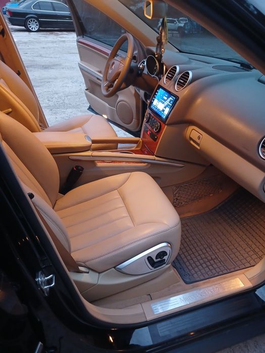 Продам Mercedes ML350