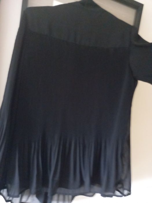 Blusa preta elegante 36