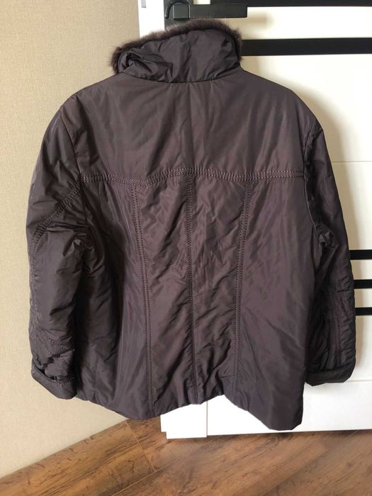 Жіноча осіння куртка, розмір 54-56