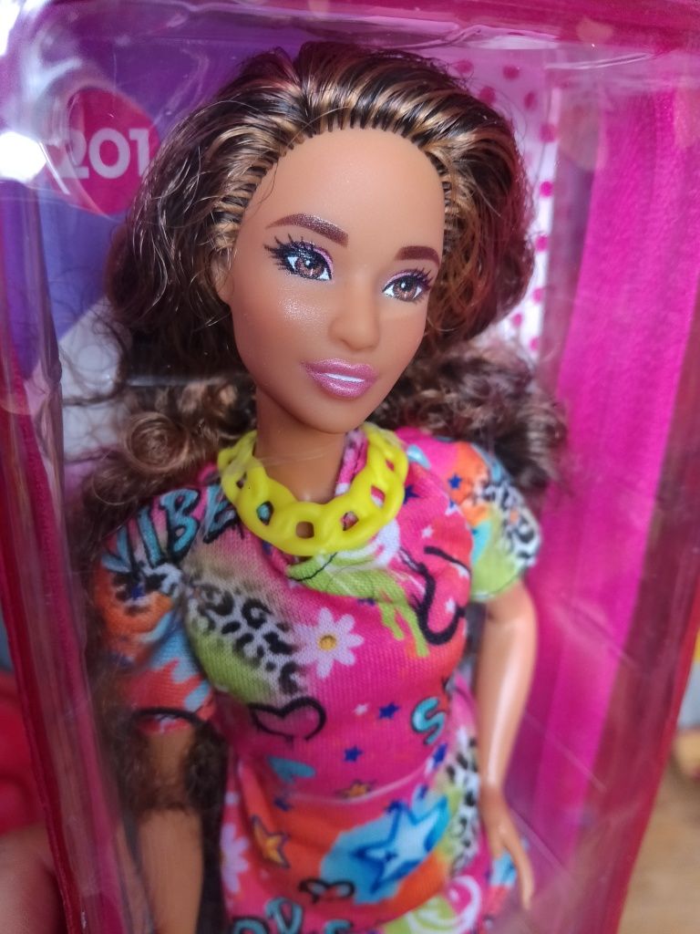 Nowa lalka barbie fashionistas 201 Lopez