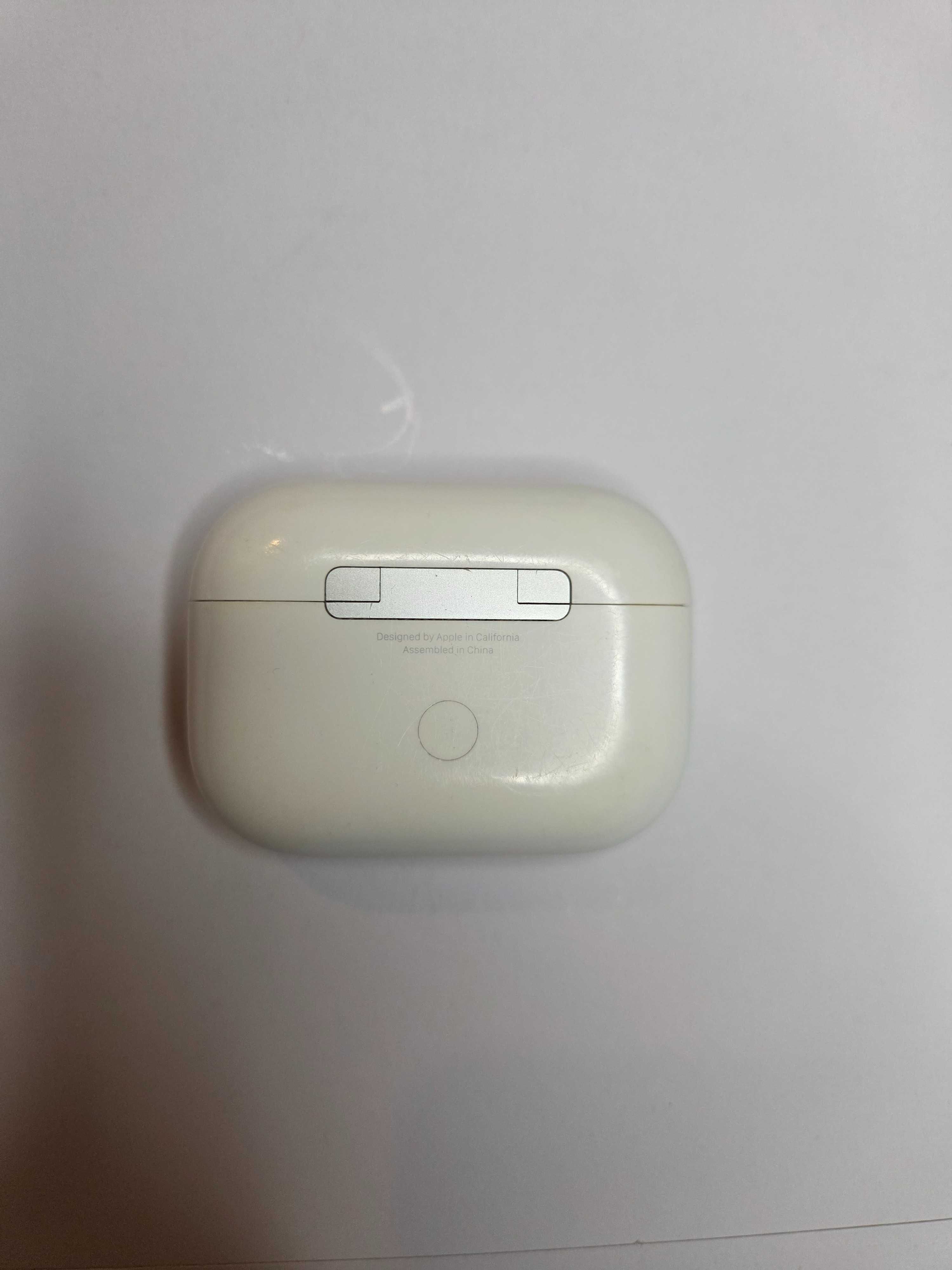 Oryginalne AirPods Pro 2. Generacji (Lightning) - używane