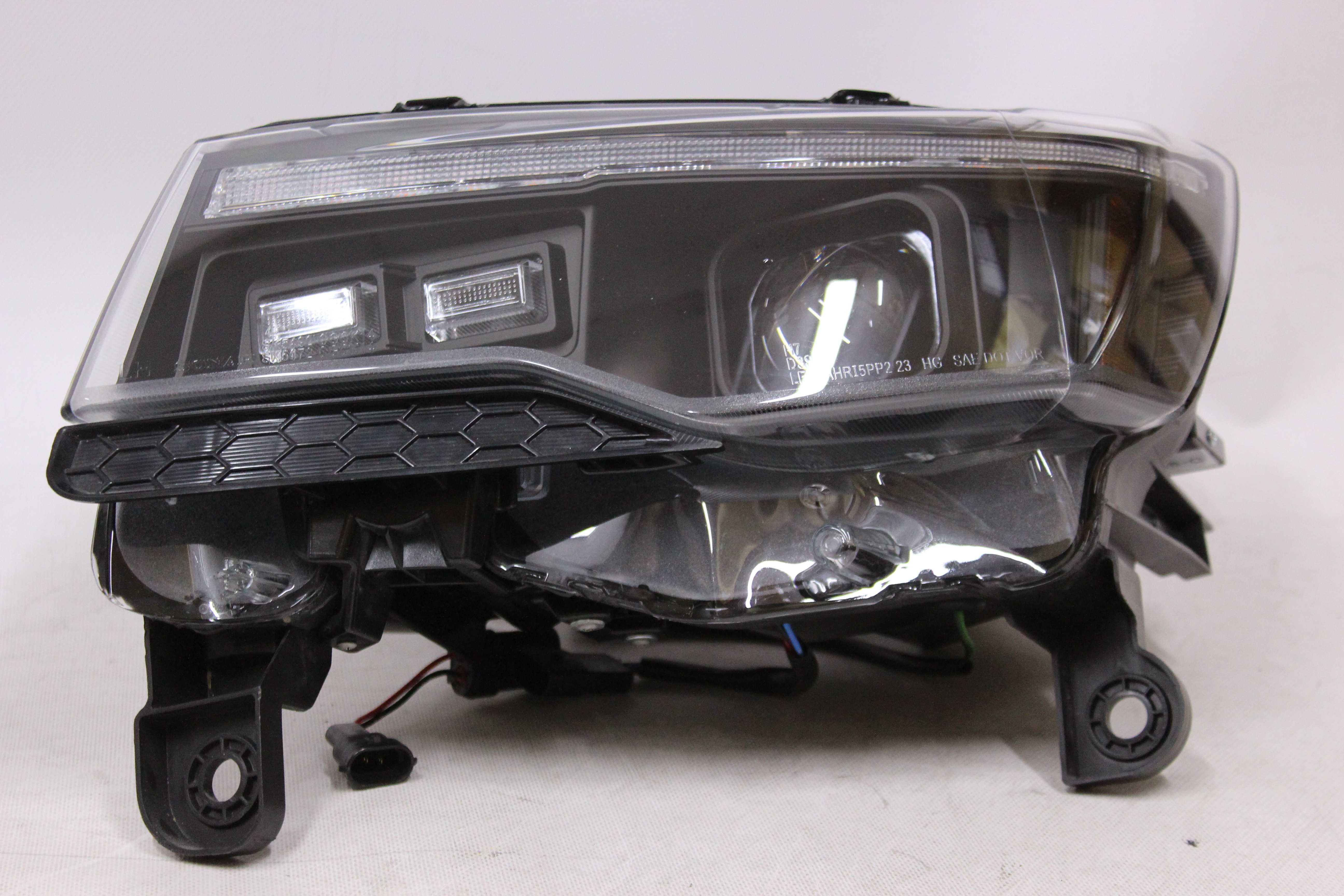 Lampy reflektory przednie przód JEEP GRAND CHEROKEE 14-21 LED BAR IGŁA