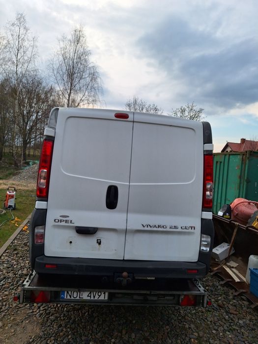 Opel vivaro Lift ( trafic primastar )2011 2.5 cdti na części