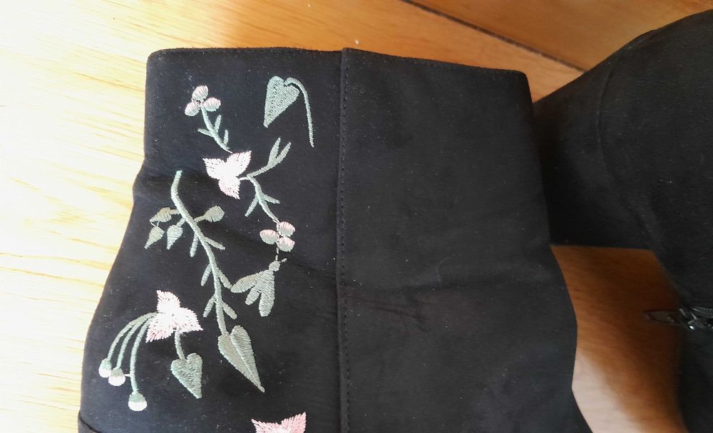 buty botki roz. 7- 40/41; wkładka 26,5cm