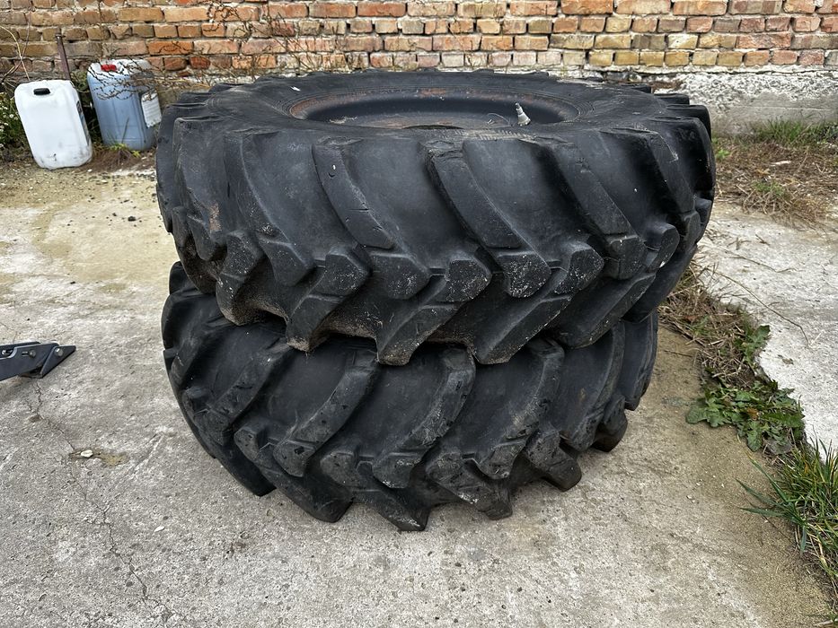 Продам шини на МТЗ-82