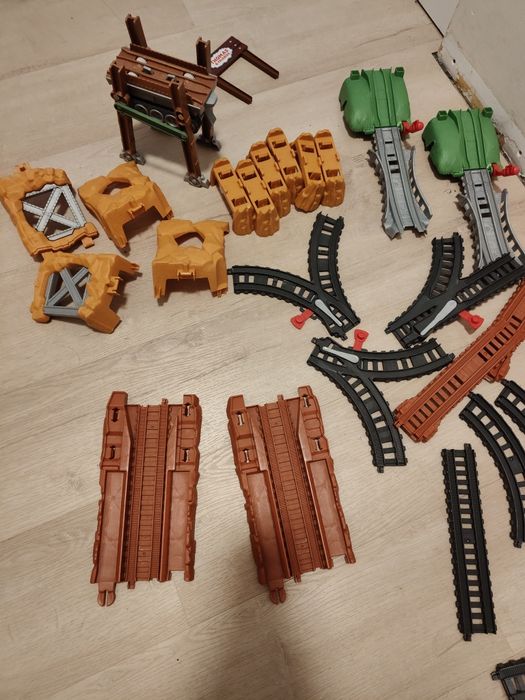 Most kroczący Tomek i przyjaciele. Zestaw Truck Masters