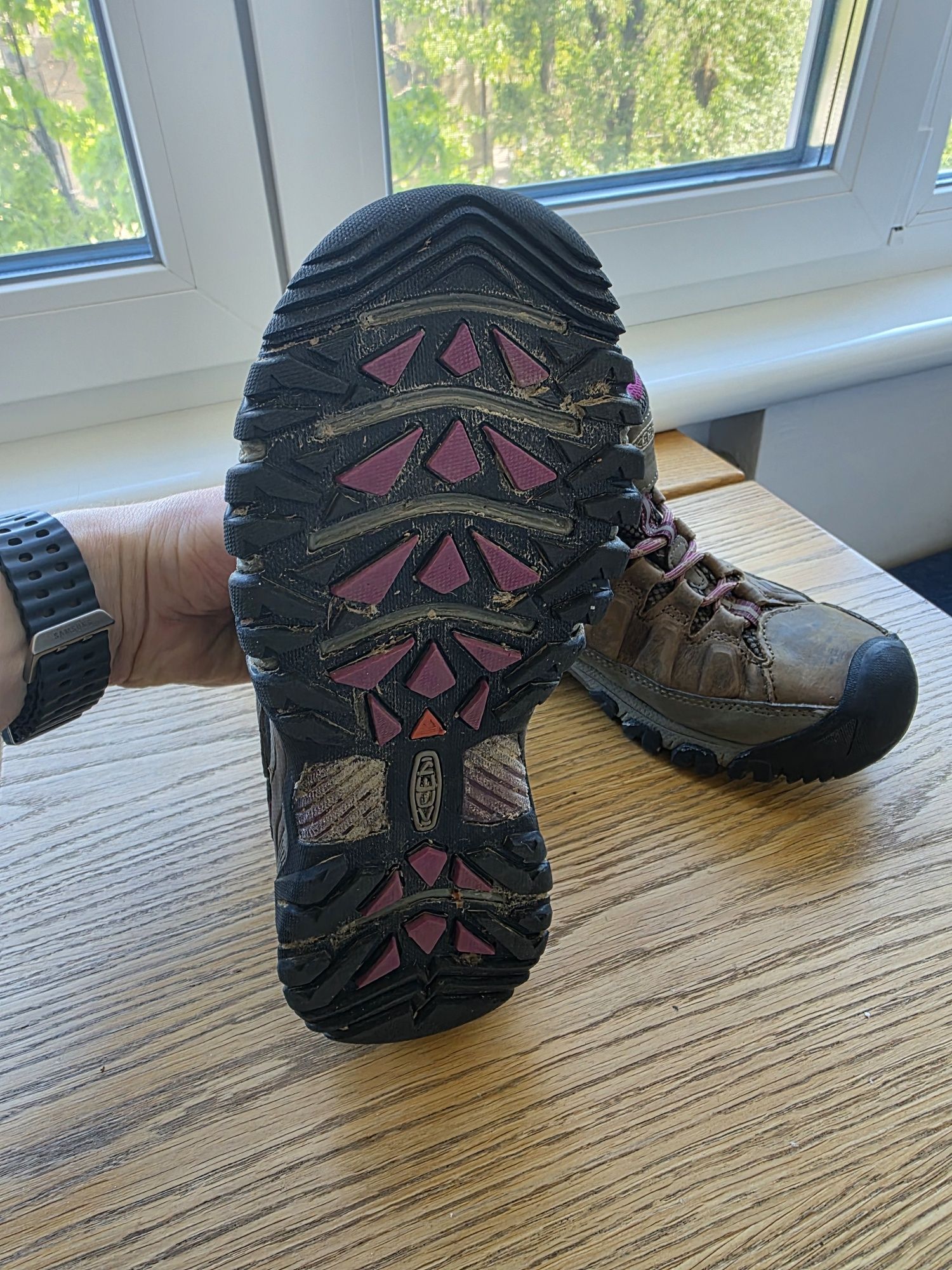 Ботинки трекингові KEEN 1018178