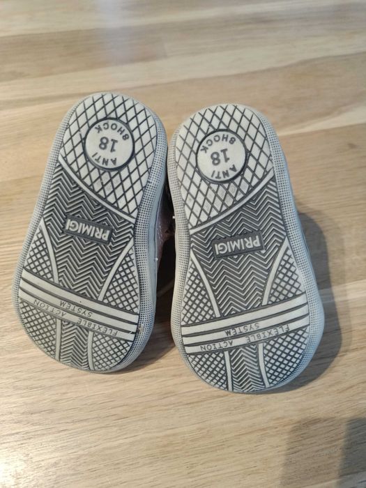 Buty trzewiki Primigi rozmiar 18