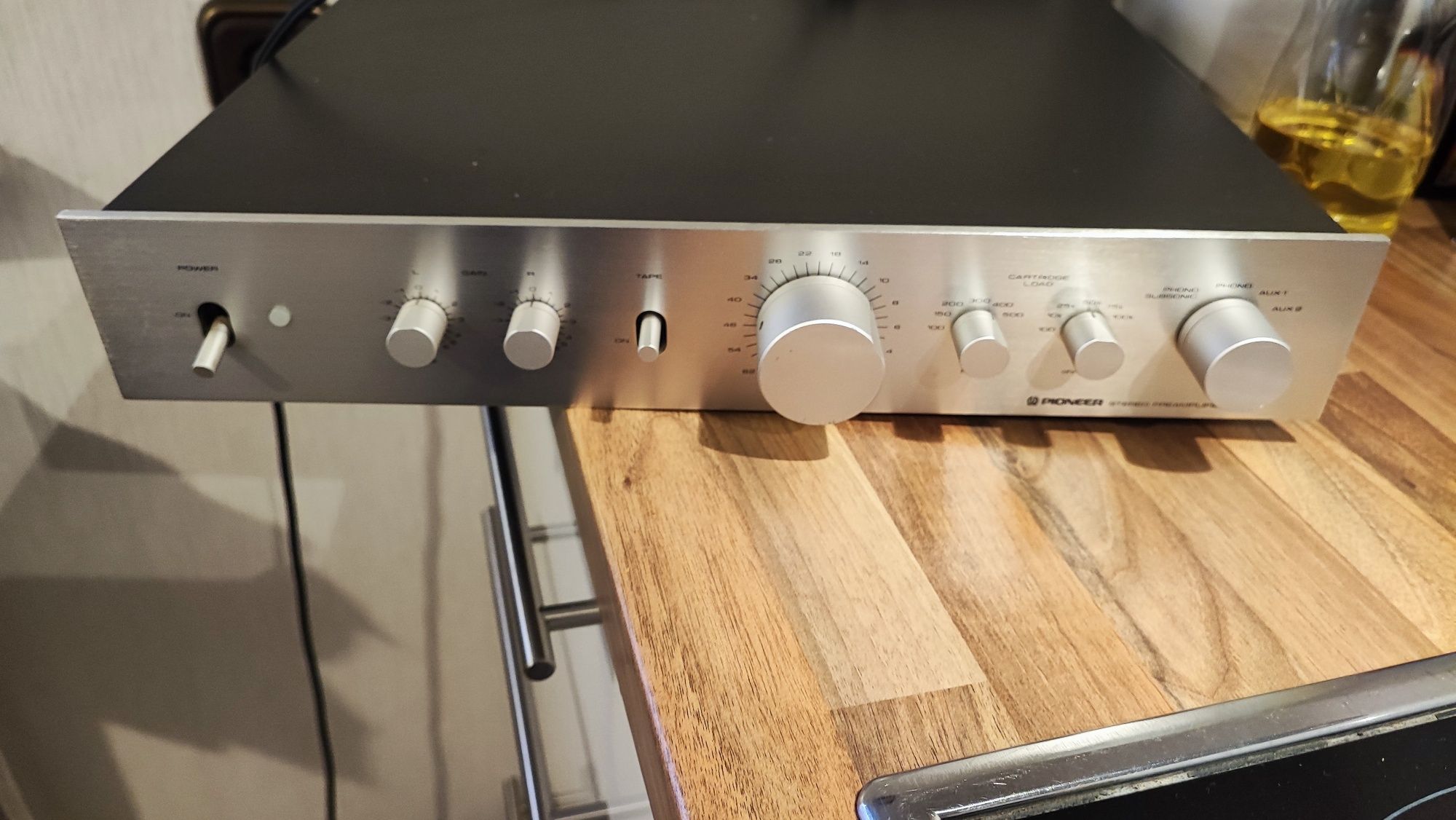 Pioneer C-21 przedwzmacniacz