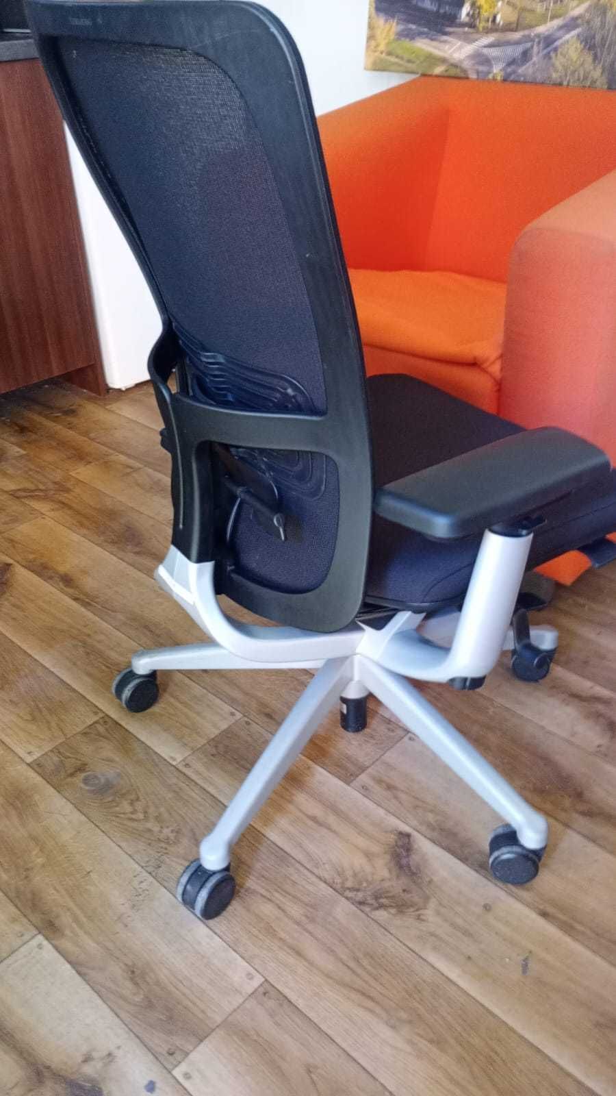 Fotel biurowy HAWORTH fotele krzesła do biur domu hostelu
