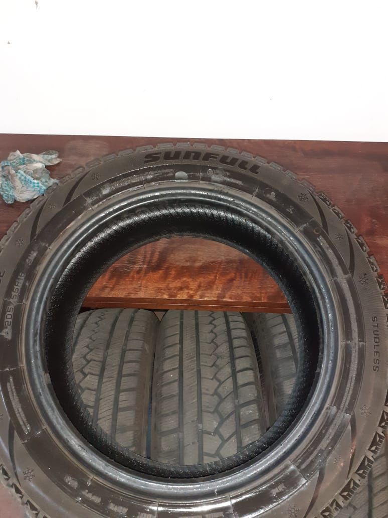 Opony zimowe 205x55 R16