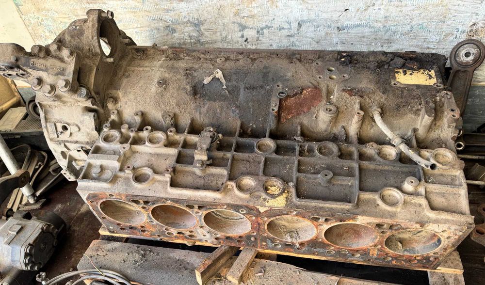 Блок двигуна ДАФ 95.430