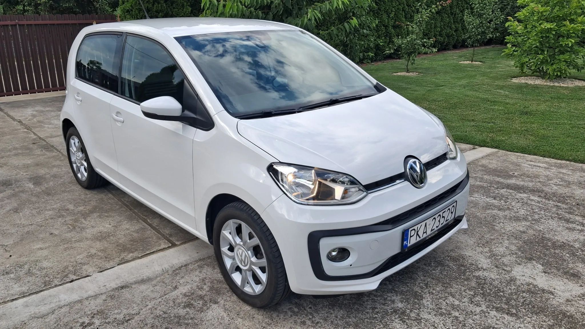 Volkswagen up! wersja BMT stan bdb