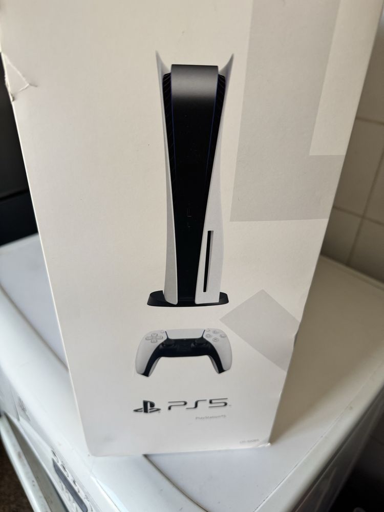 PlayStation®5 з дисководом 825гб
