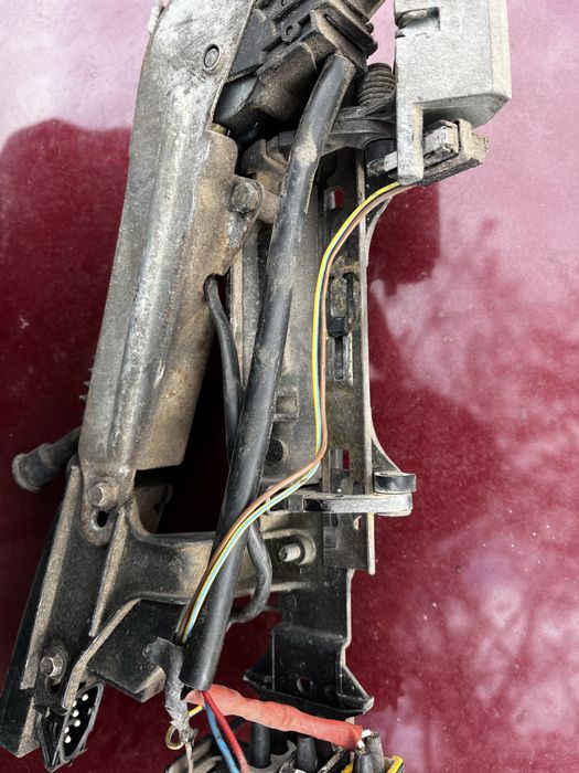 Дверна ручка BMW E34