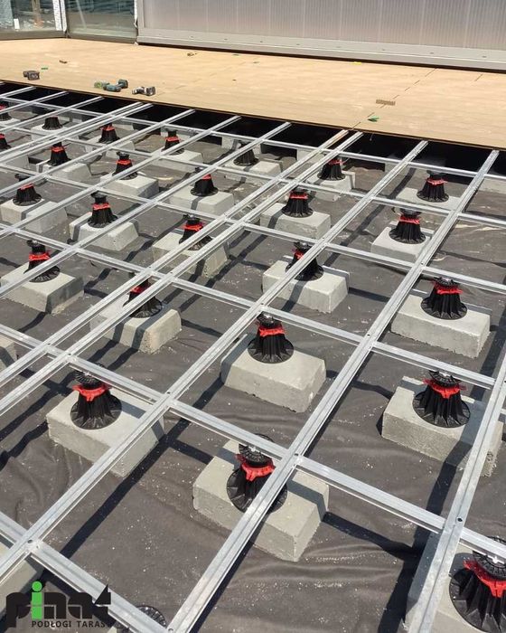 Legary tarasowe pod deskę kompozytową / drewnianą - profile aluminiowe