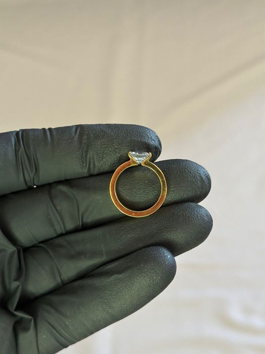 Anel estilo aliança