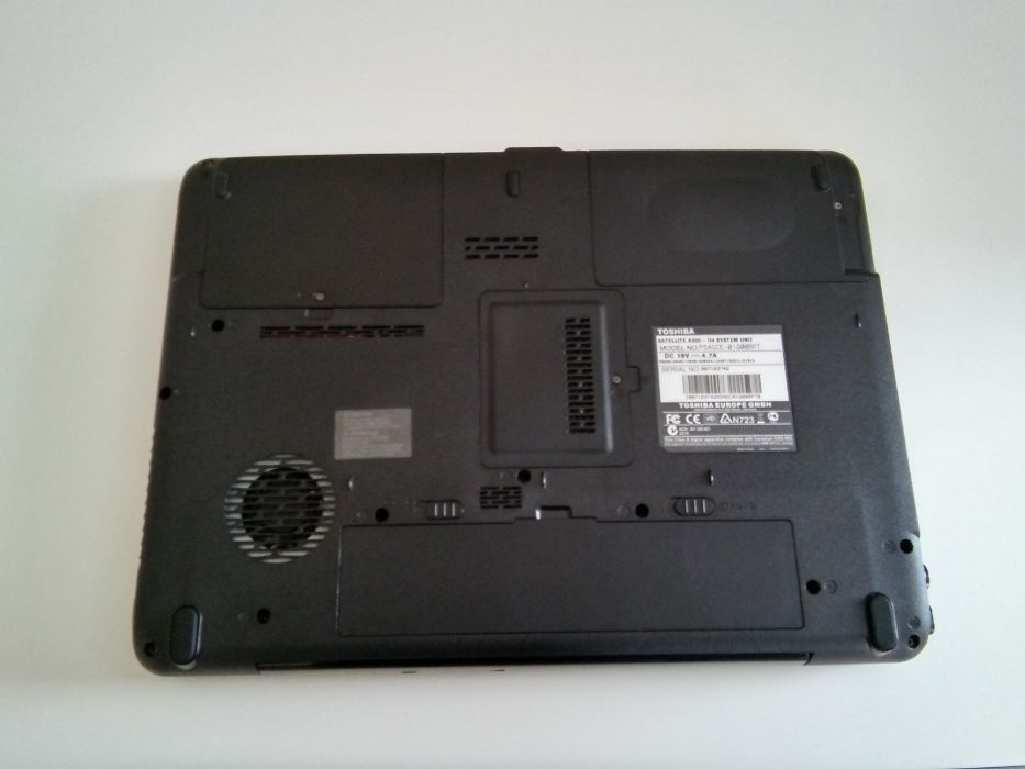 Portátil Toshiba Satellite A300-1l4