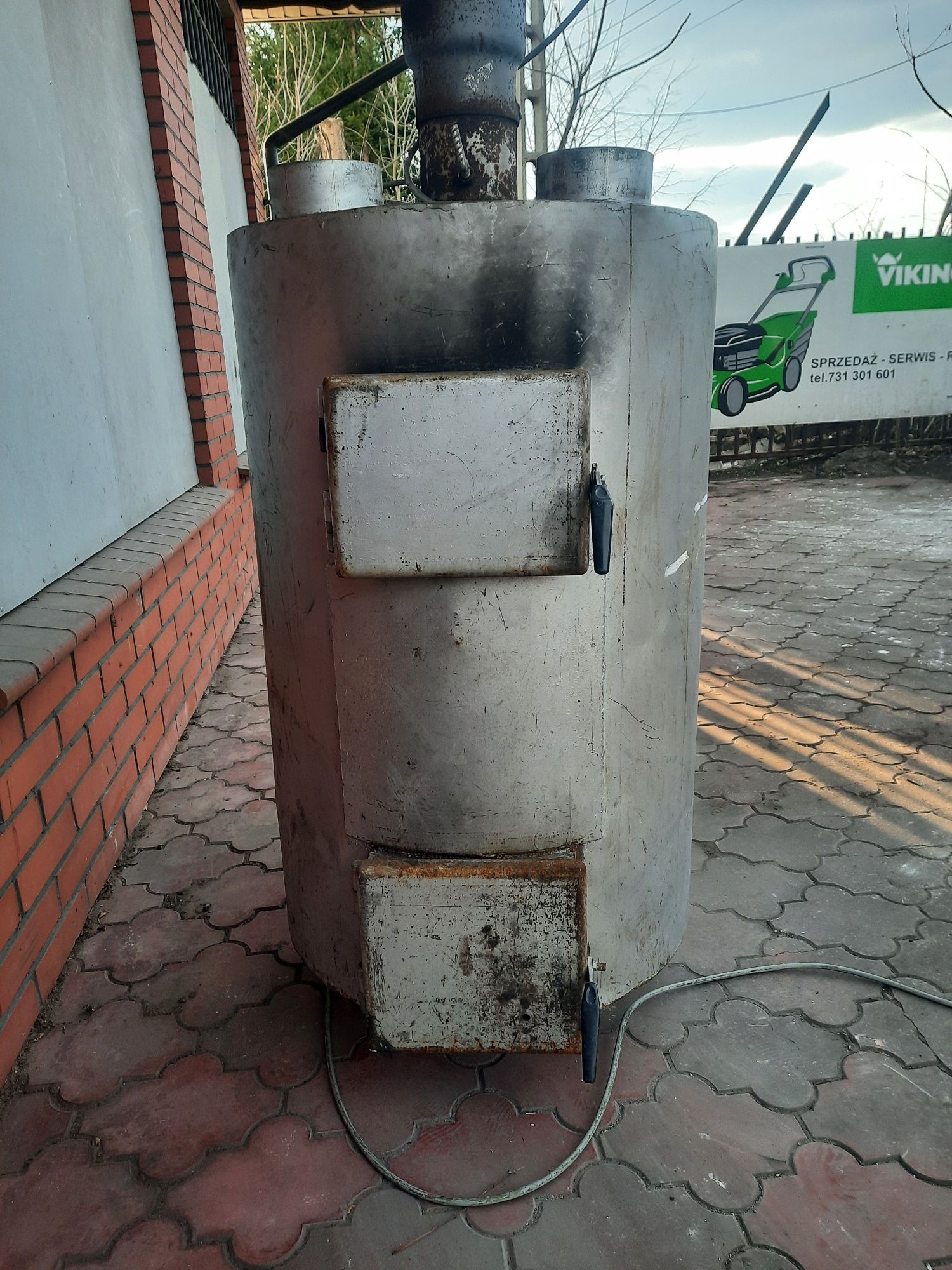 Piec na drewno, węgiel itp
