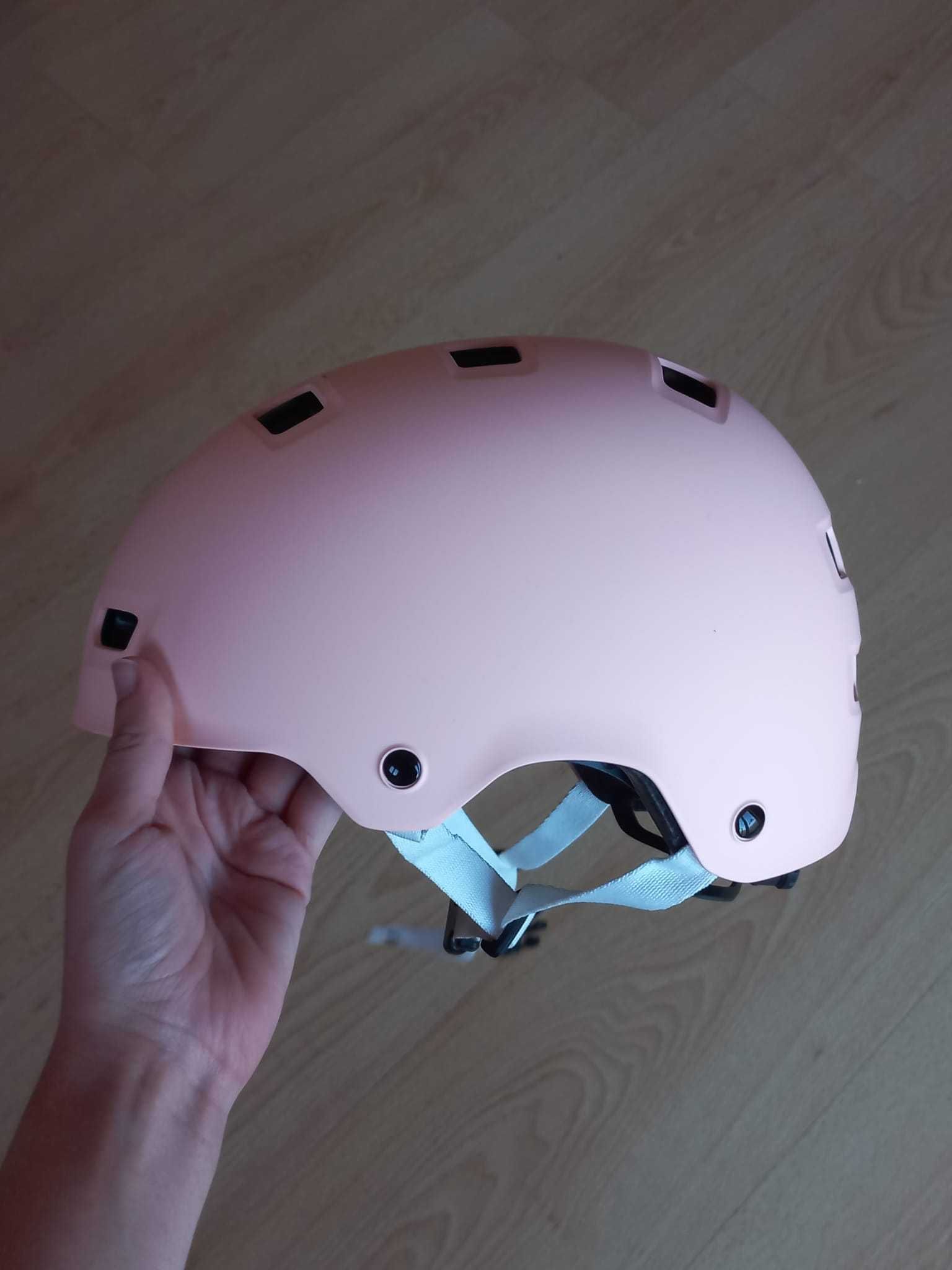 Capacete Rosa Patins e Skate