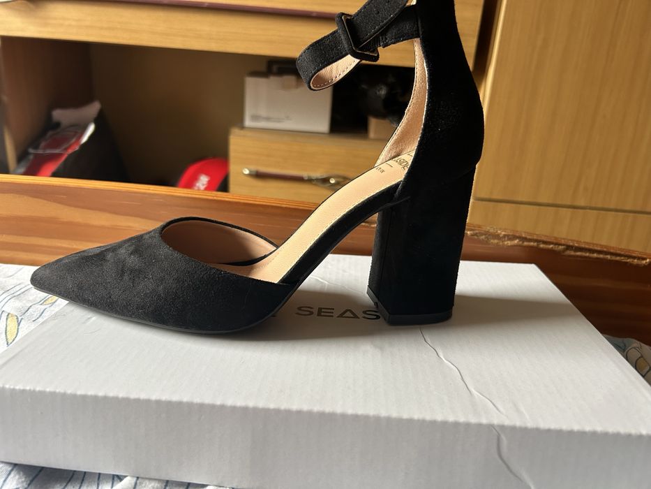 Vendo sapatos novos