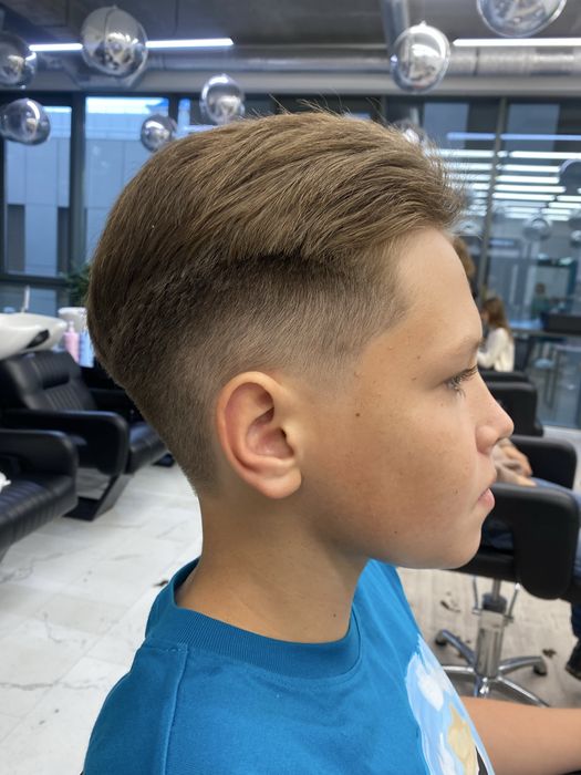 Чоловіча стрижка Позняки