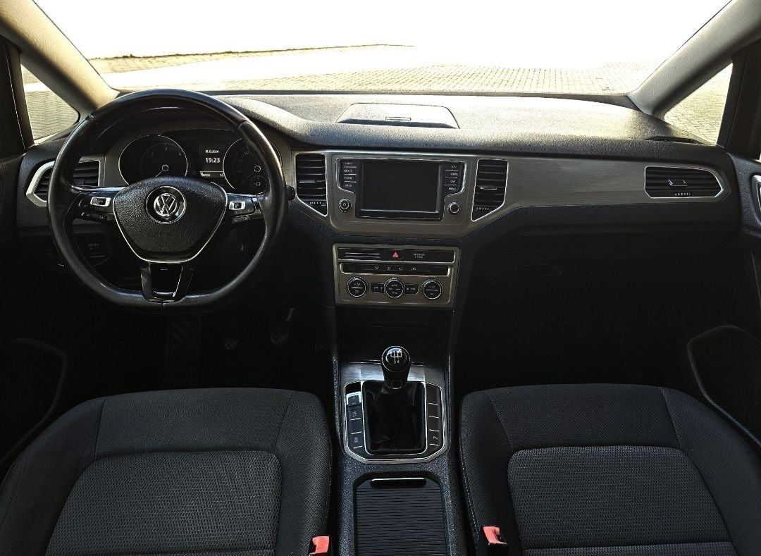 VW GOLF Sportsvan 1.6TDI 115CV- Imaculado- GARANTIA TOTAL