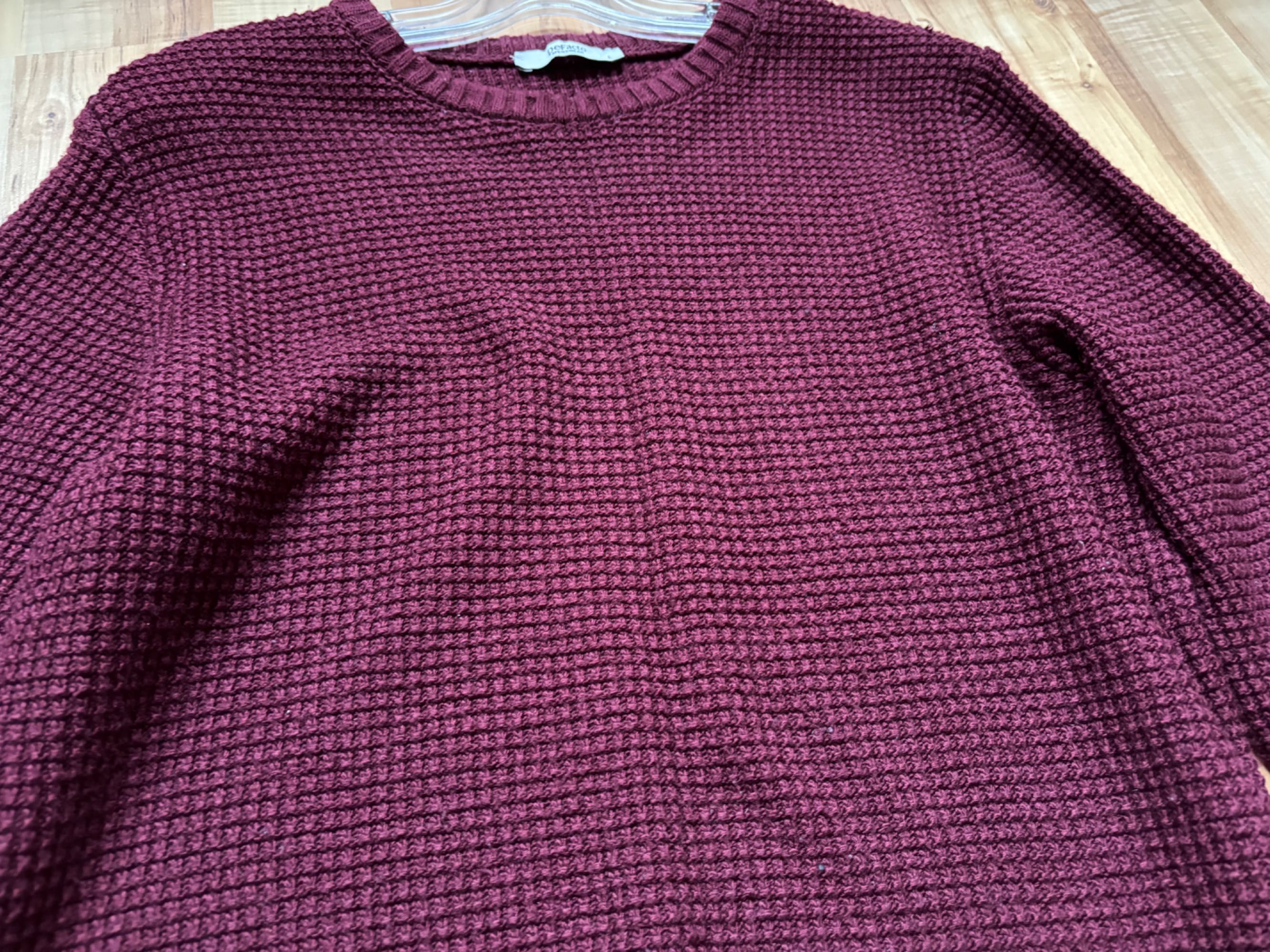 Burgundowy sweter męski