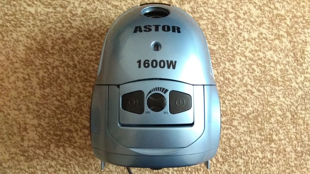 Пылесос Astor 1600W ZW209