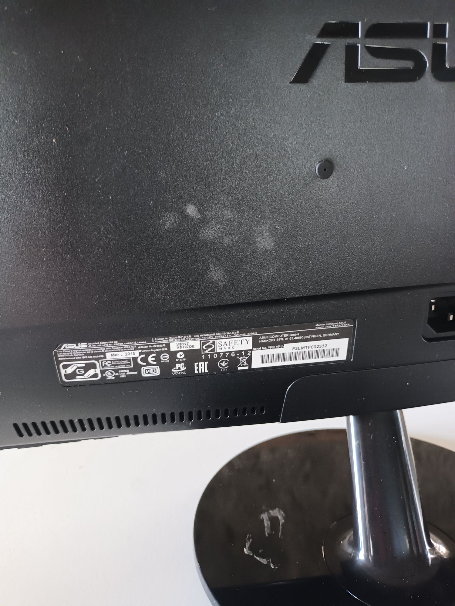 Ecrã de PC Asus com pouco uso