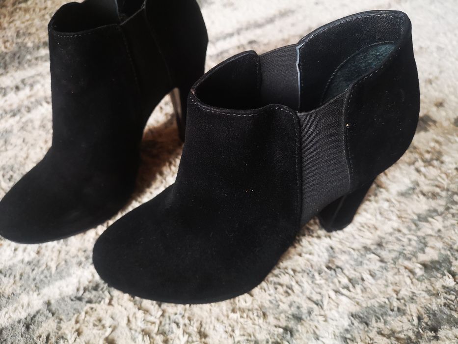 Lavorazione artigiana Italy botki z ukrytą platformą 36